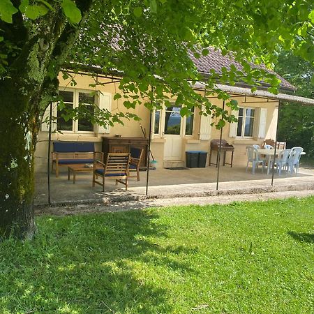 Maison Dans Ecrin De Verdure En Perigord Noir Saint-Cyprien  Exterior photo